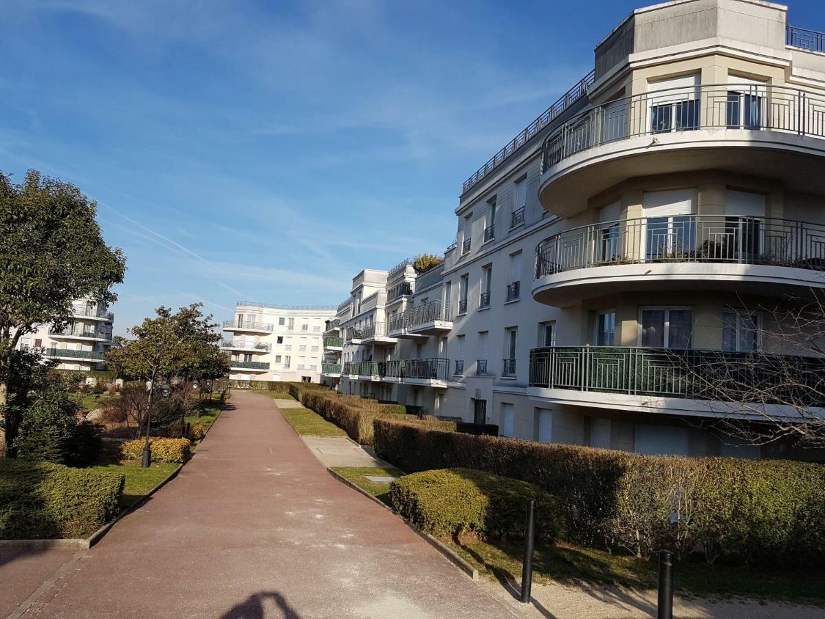 Avec Rez De Jardin A Disneyland * Montévrain